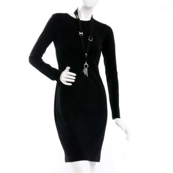 Louis Vuitton Taiga Collier Pochette Cles Neck Strap - Picture 3 of 9